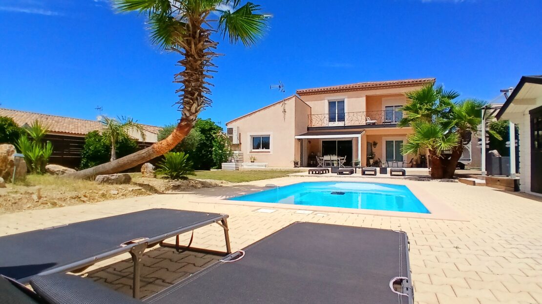 House in Thezan-les-Beziers - view 1