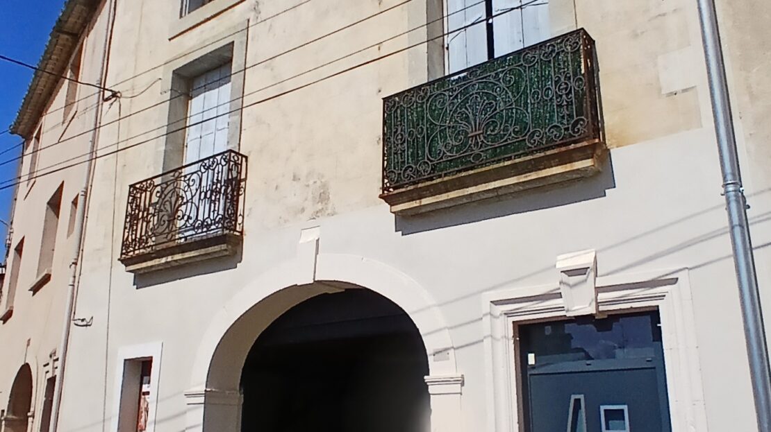 House in Puissalicon - view 1