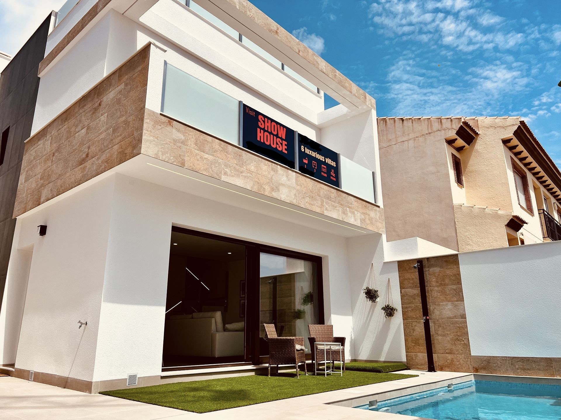 House in San Pedro del Pinatar - view 1