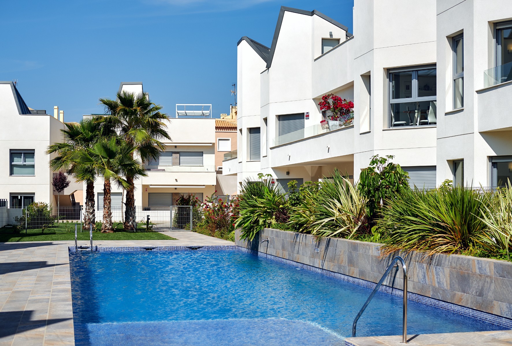 House in Alicante - view 1