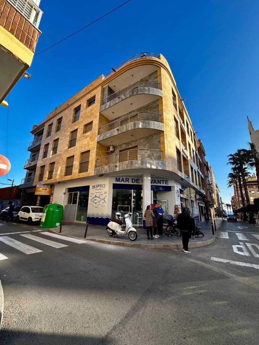 Apartment in Torrevieja - view 1