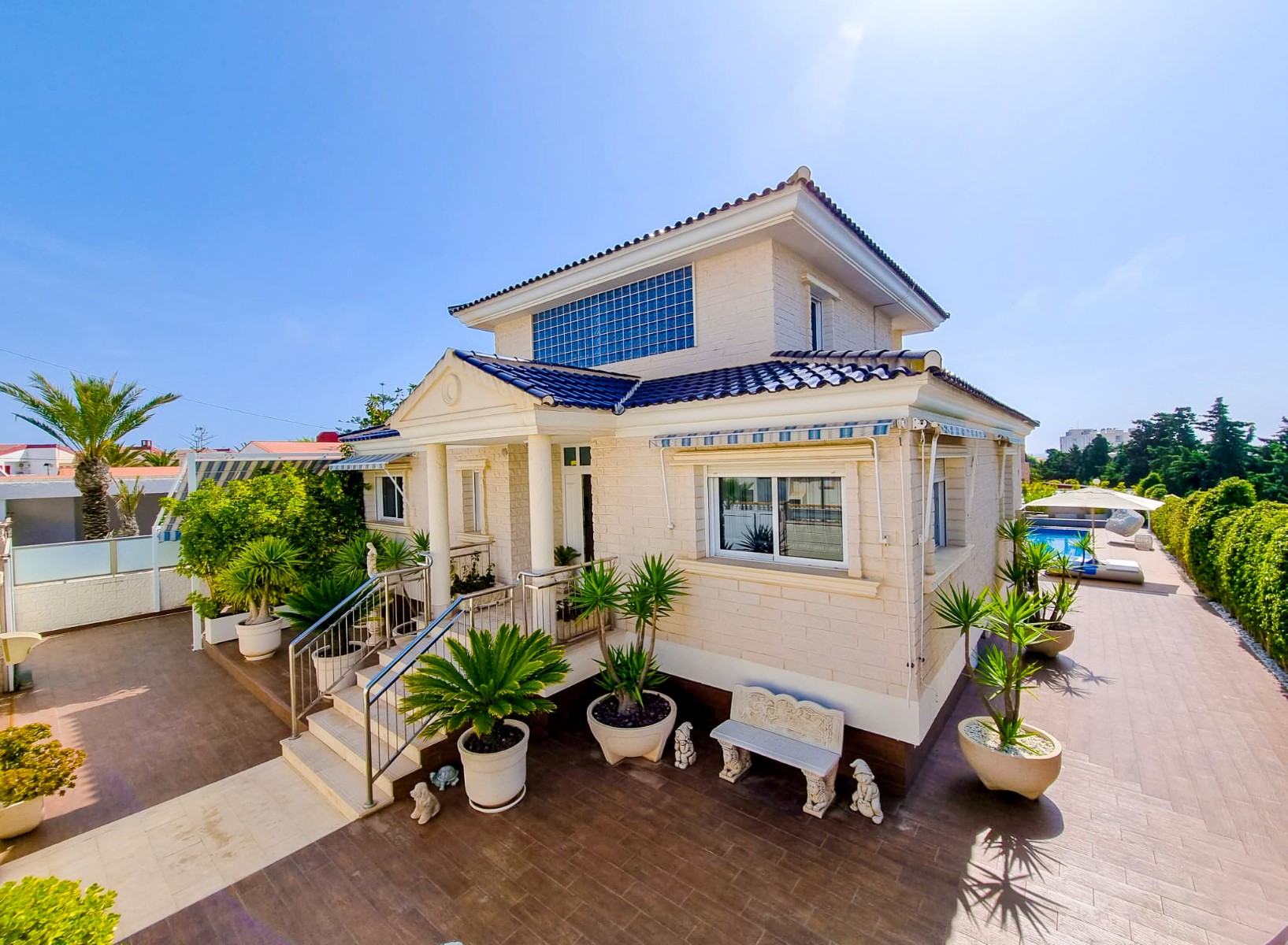 Villa in Torrevieja - view 1