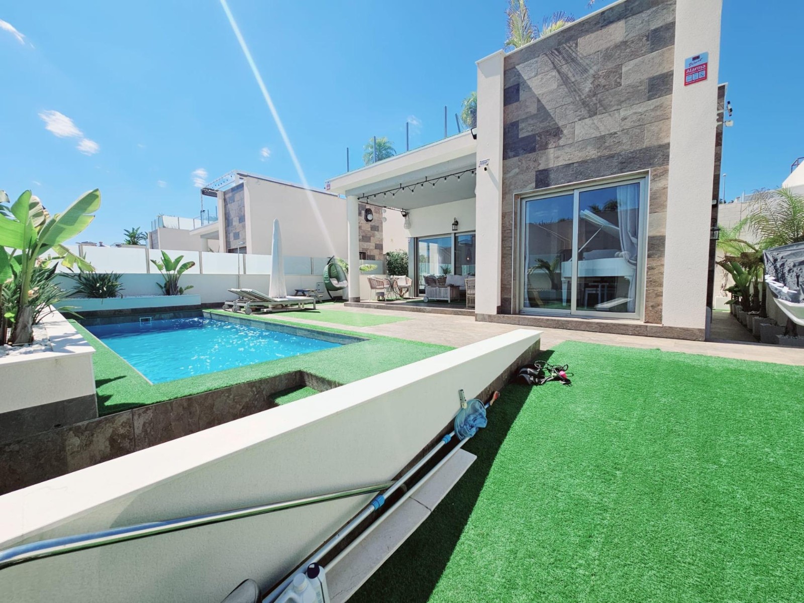 Villa in Urbanizacion los Balcones - view 1