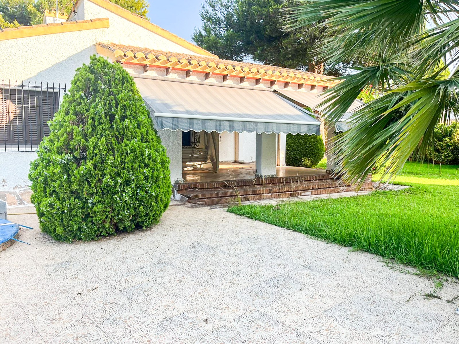 Villa in Urbanizacion los Balcones - view 1
