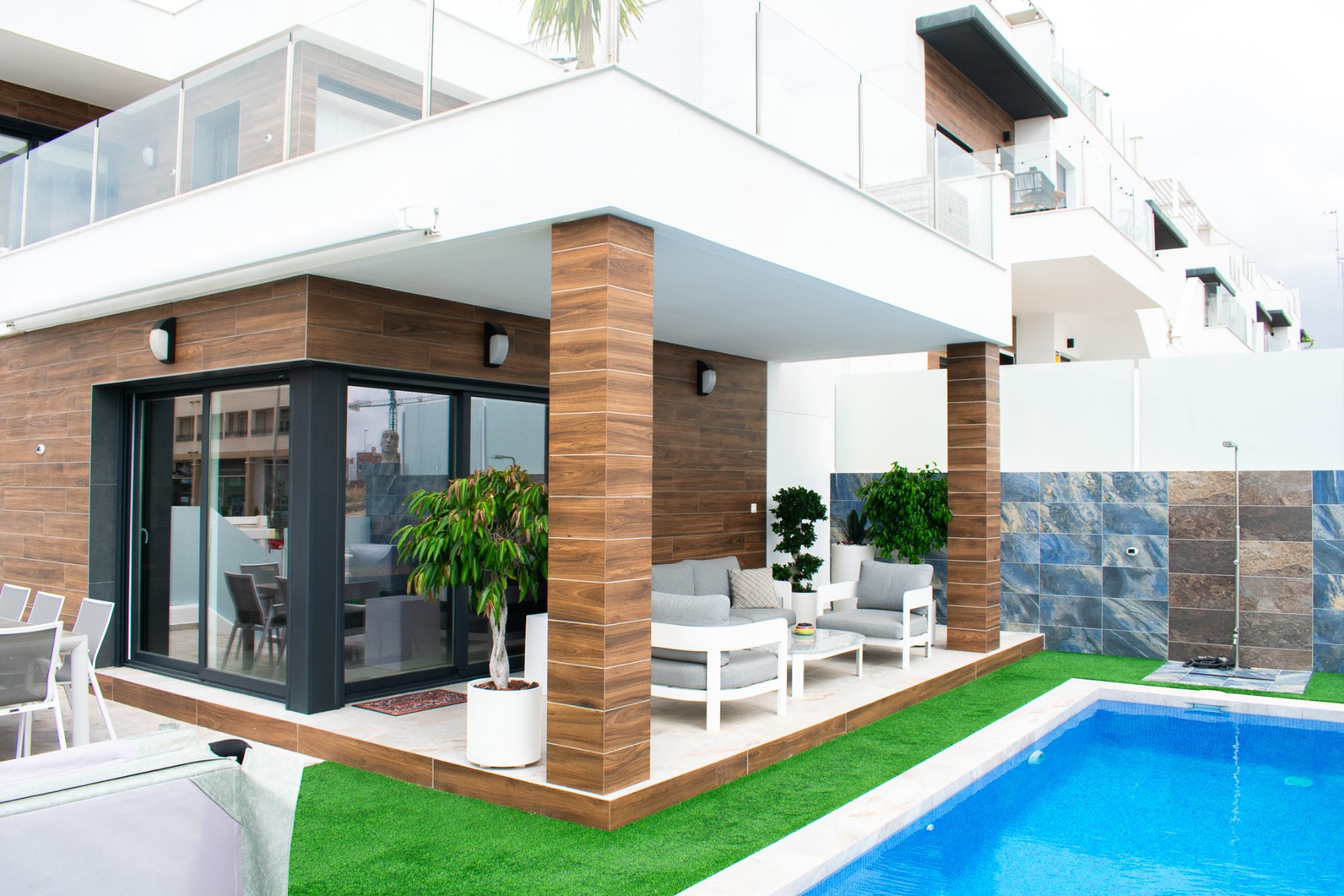 Villa in Urbanizacion los Balcones - view 1