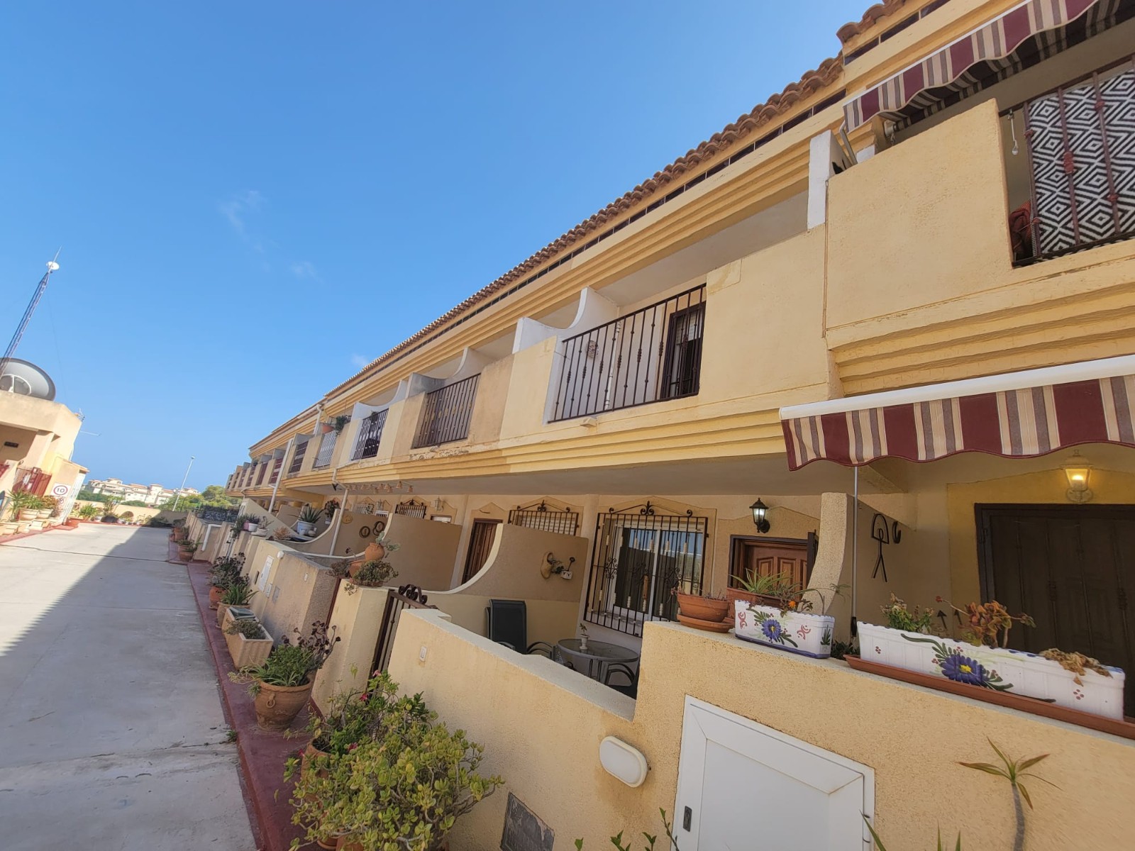 House in Playas de Orihuela - view 1