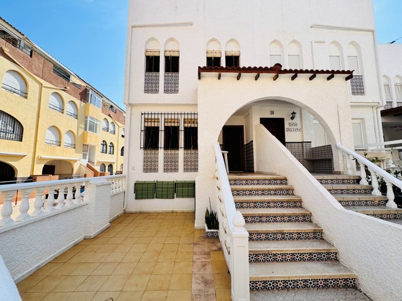 House in Torrelamata - view 1