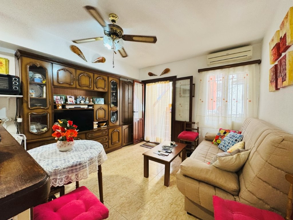 Apartment in Torrelamata - view 1