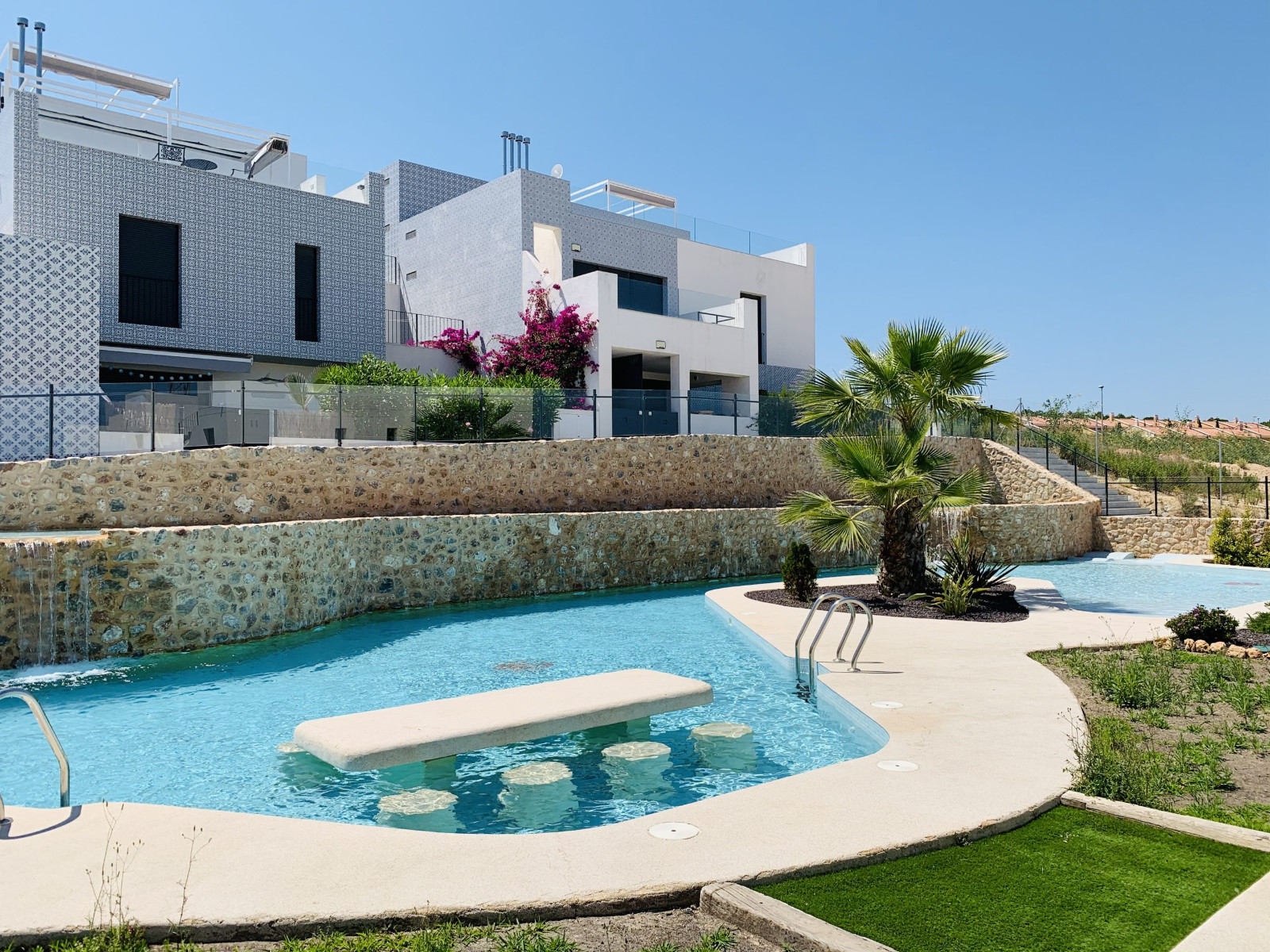 Apartment in Alicante - view 1