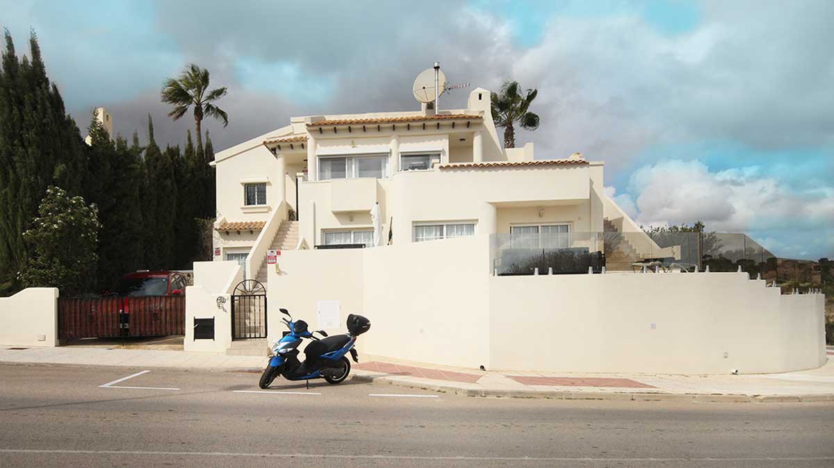 House in Urbanizacion los Balcones - view 1