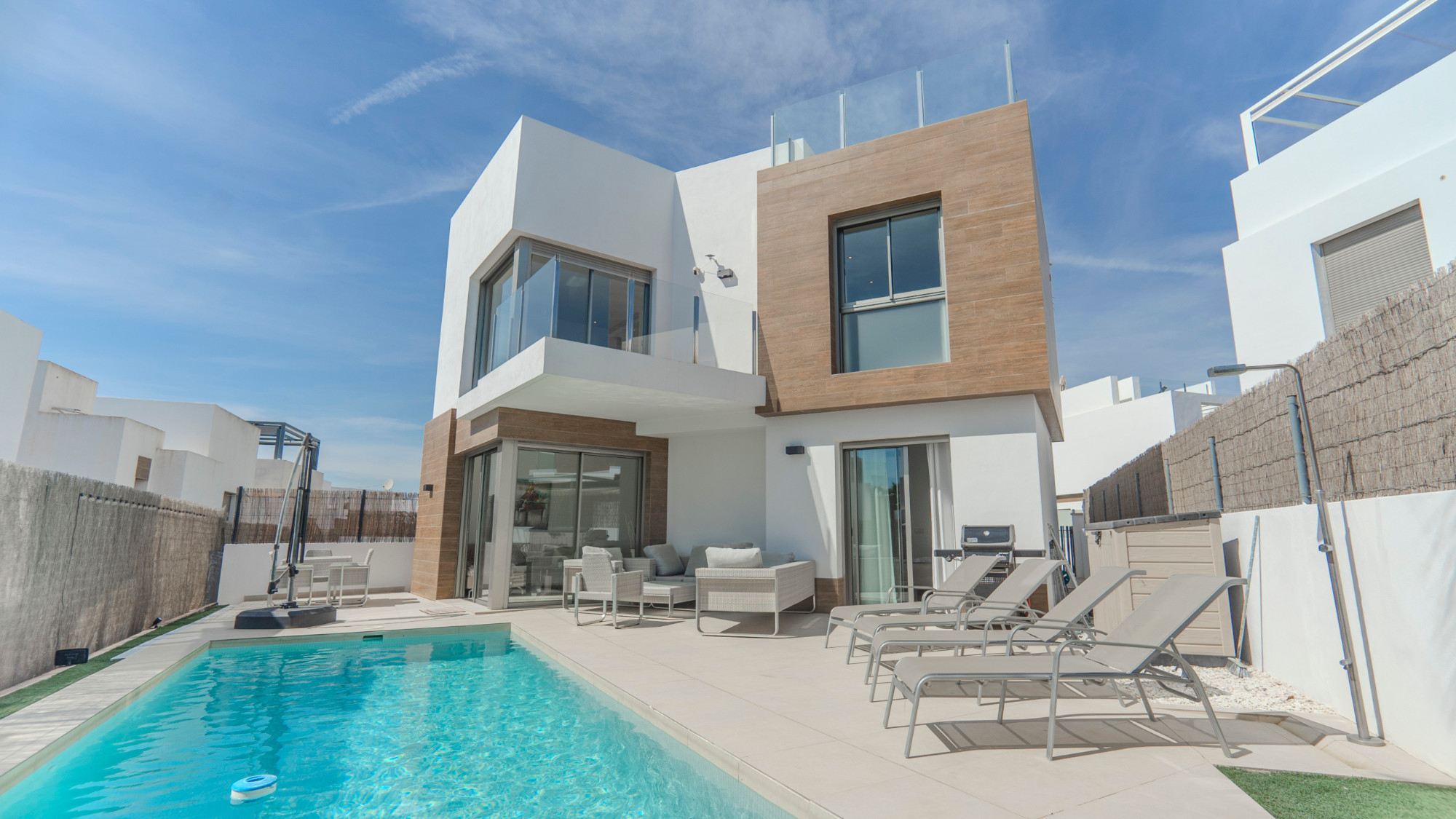 House in Urbanizacion los Balcones - view 1