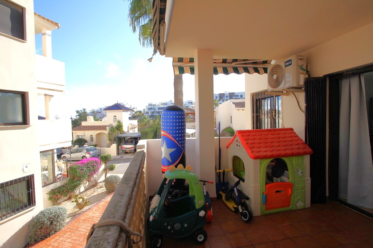 Apartment in Urbanizacion los Balcones - view 1