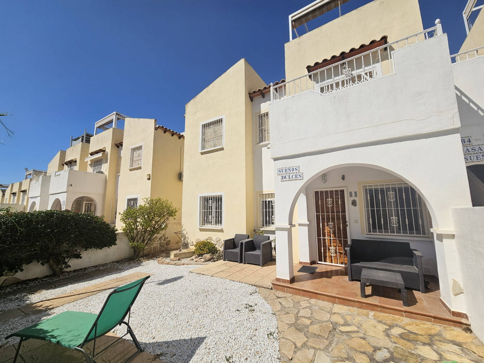 Apartment in Alicante - view 1