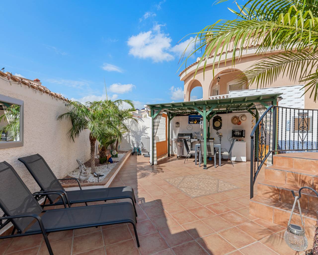 Villa in Ciudad Quesada - view 1