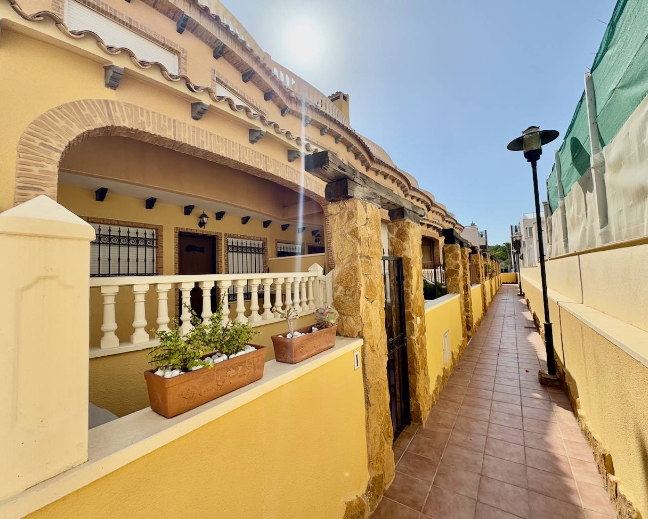 Villa in Guardamar del Segura - view 1