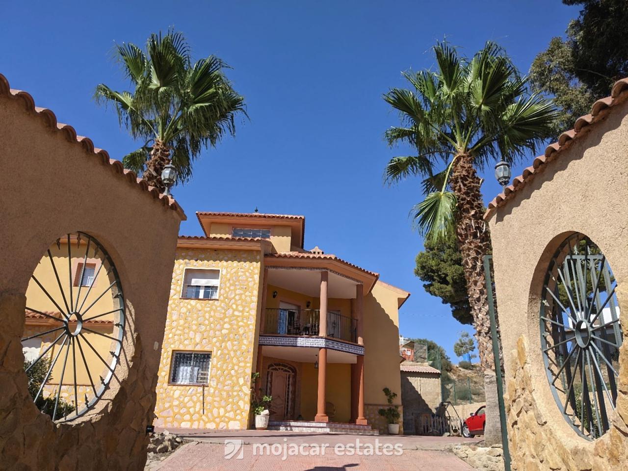 Villa in Villaricos - view 1