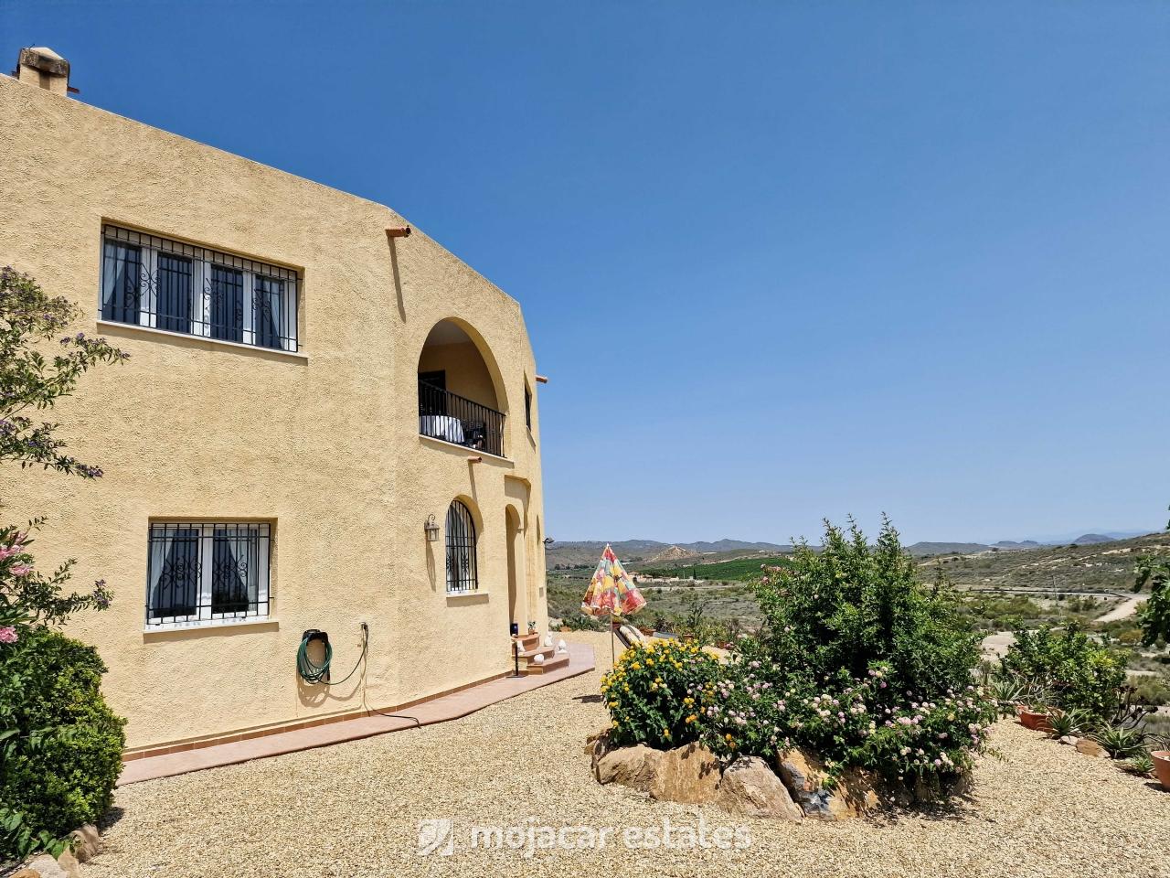 Villa in Los Gallardos - view 1