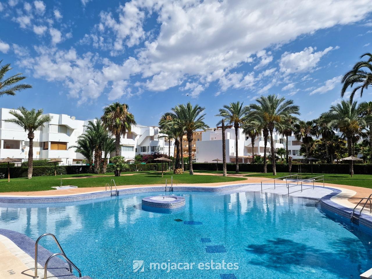 Apartment in Almeria - view 1