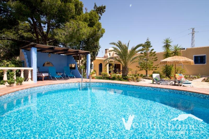 Villa in Almeria - view 1