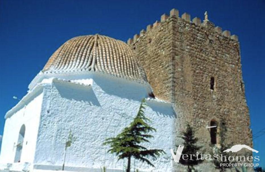 House in Cullar de Baza - view 1