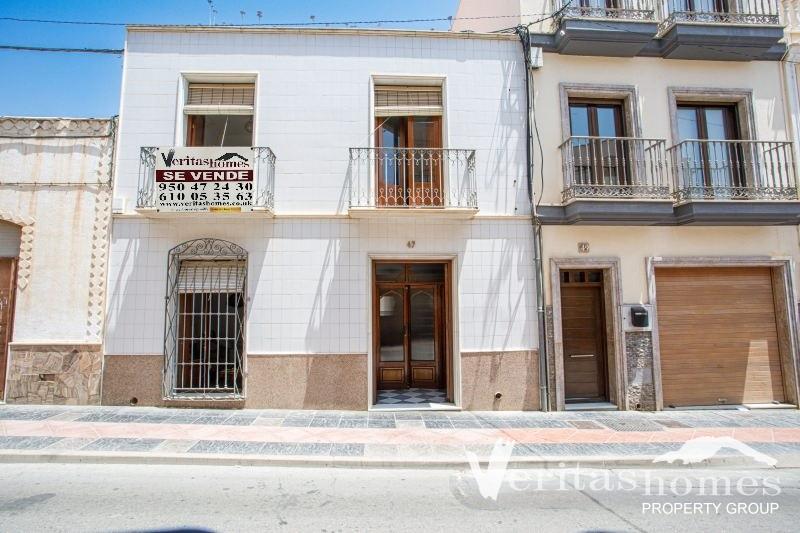 House in Vera - view 1