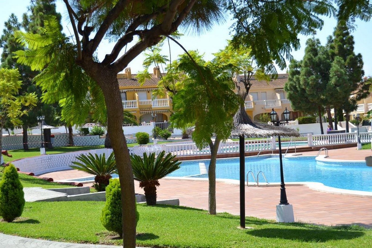 House in El Campello - view 1