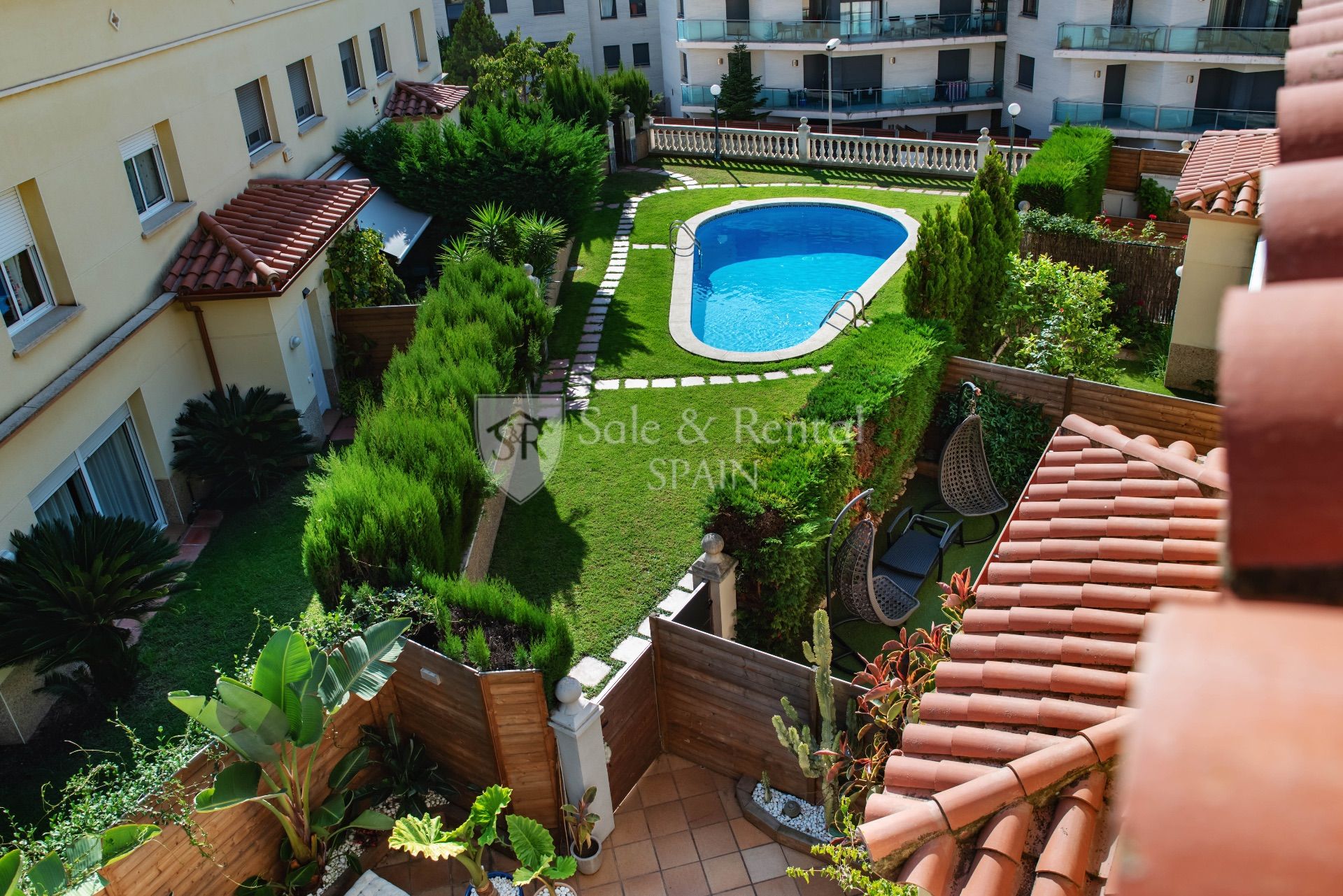 House in Girona - view 1