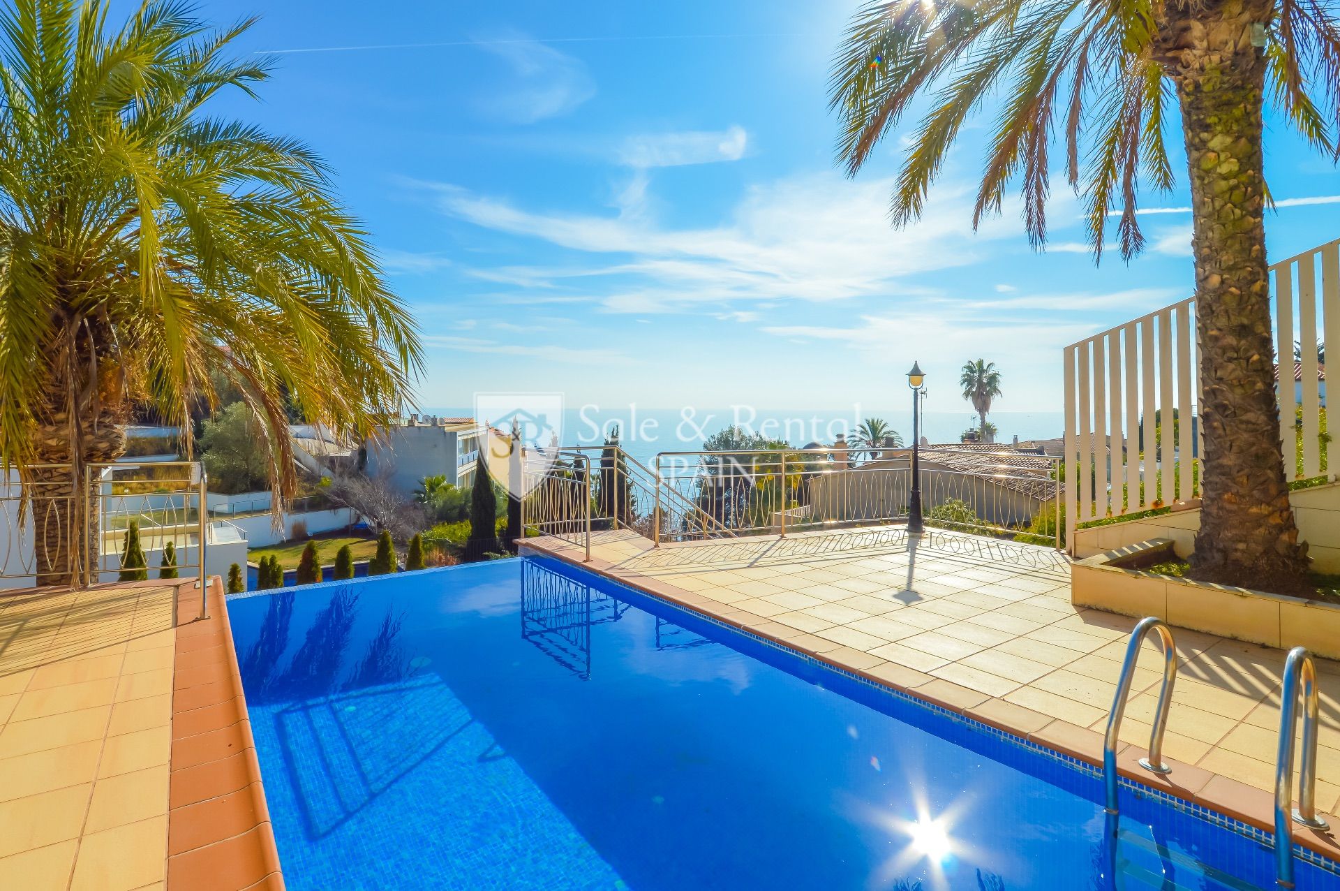 House in Girona - view 1