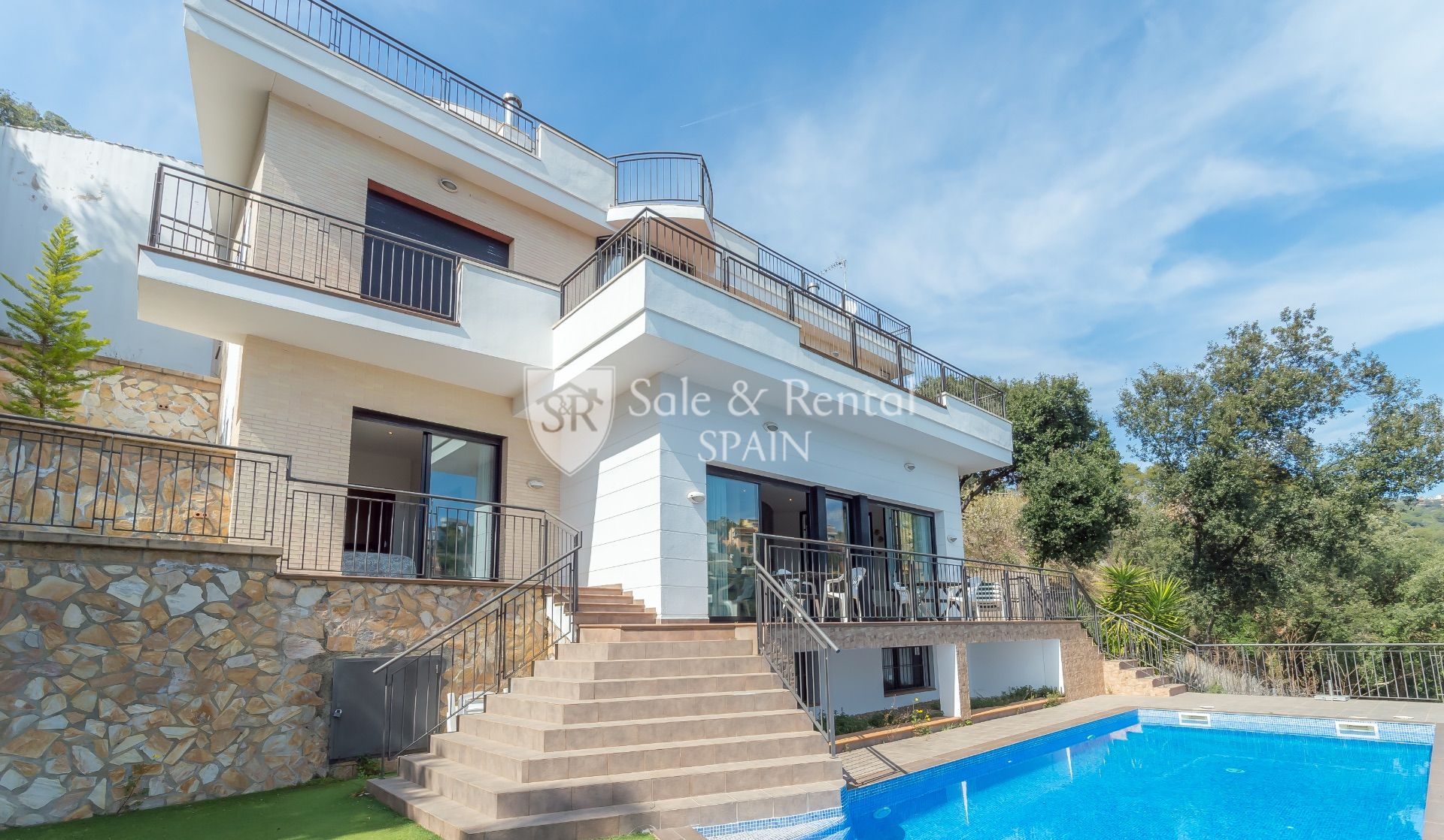 House in Barcelona - view 1