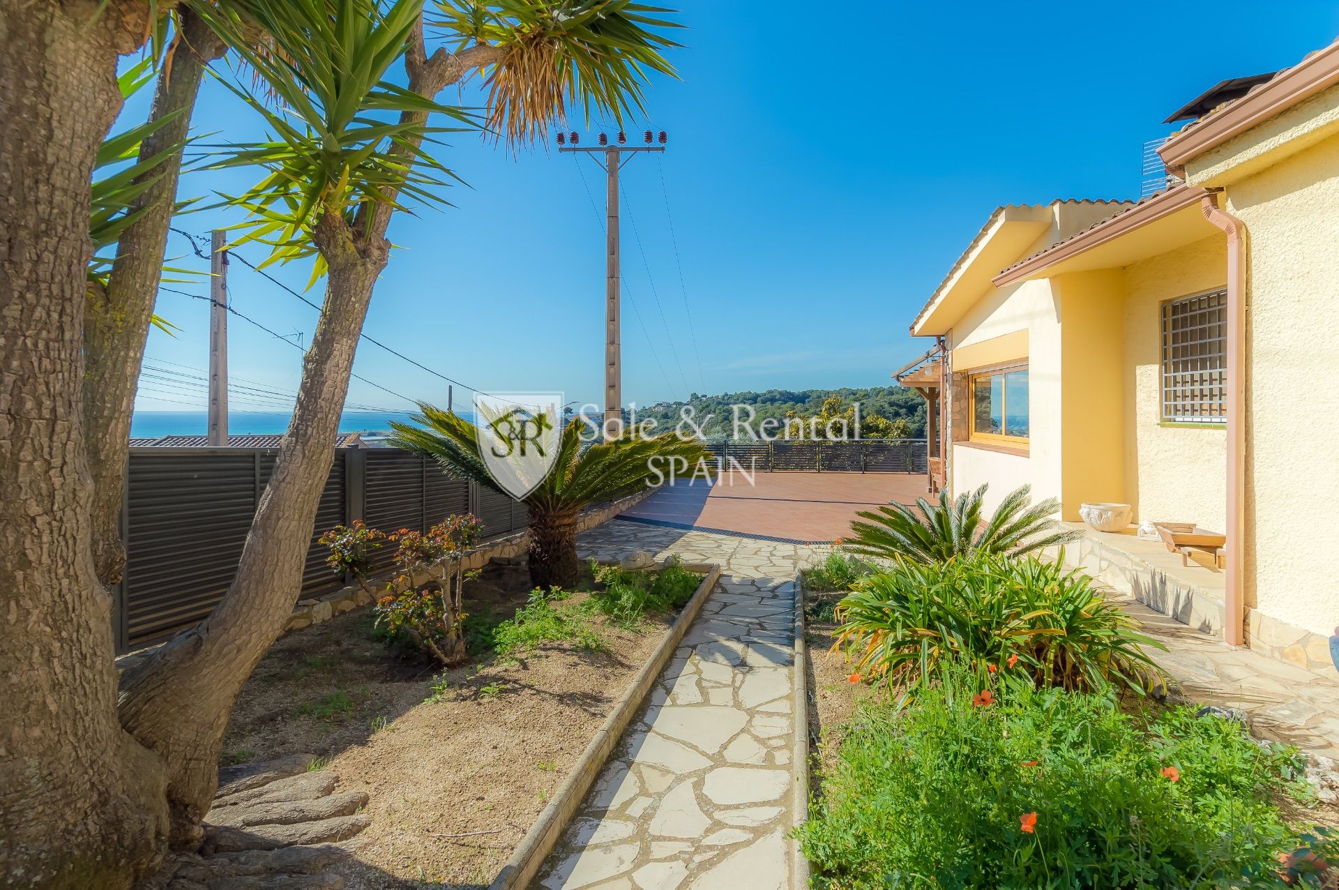 House in Barcelona - view 1