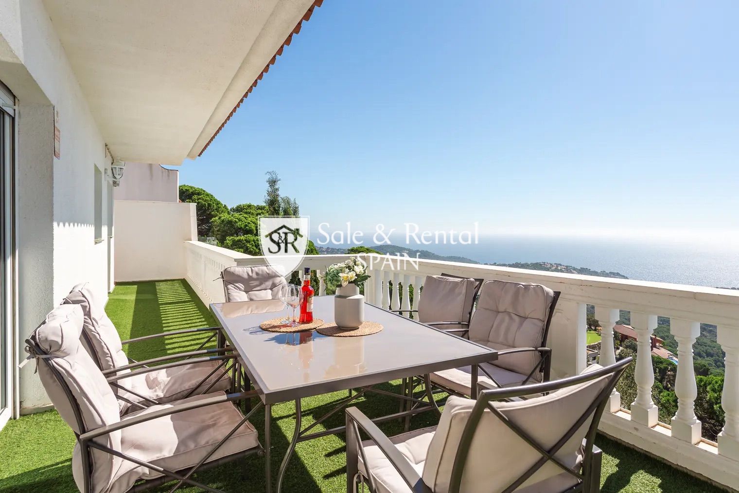 House in Girona - view 1