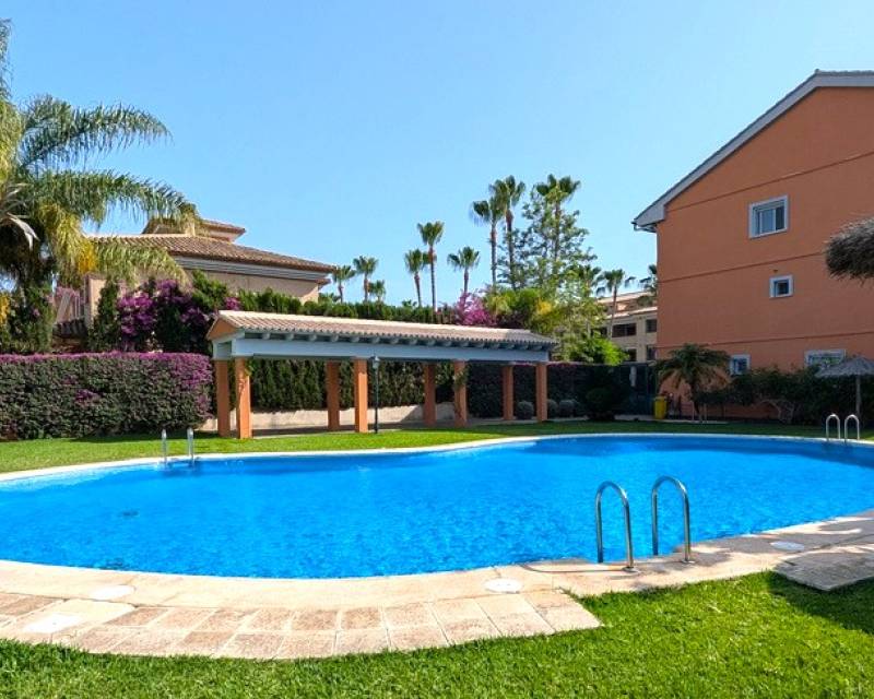 Apartment in Alicante - view 1