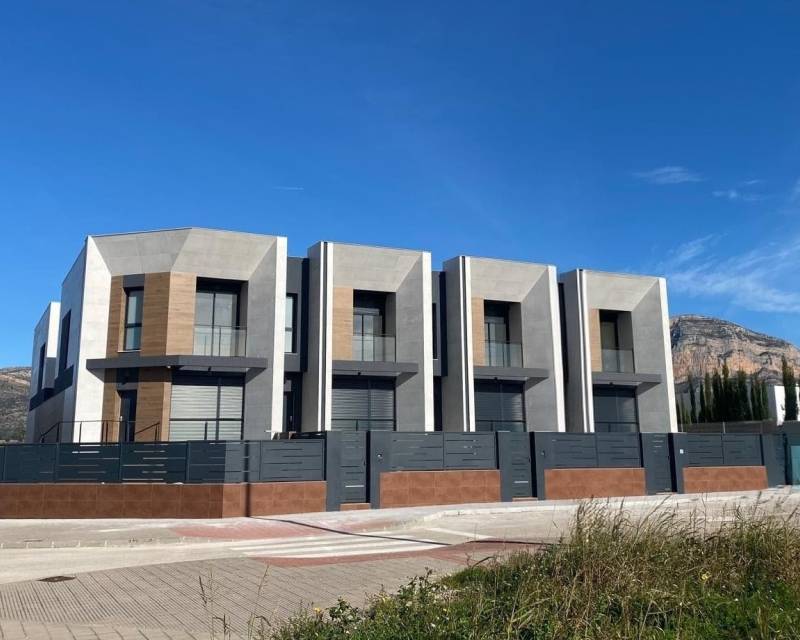House in Alicante - view 1