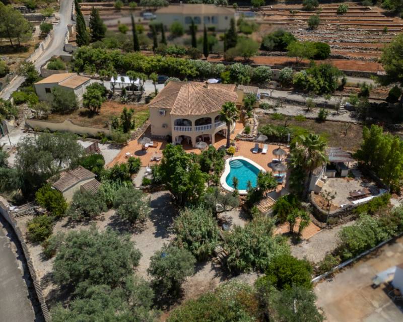 House in Jalon - view 1