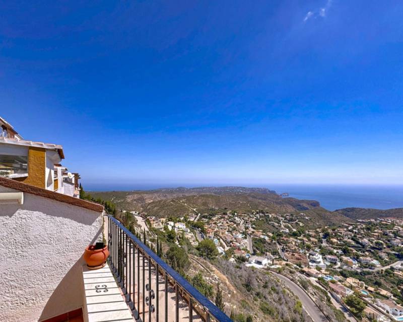 Apartment in Benitachell - view 1