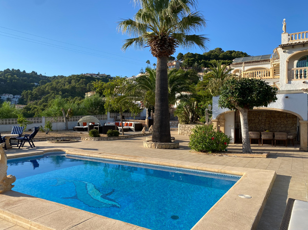 Villa in Moraira - view 1
