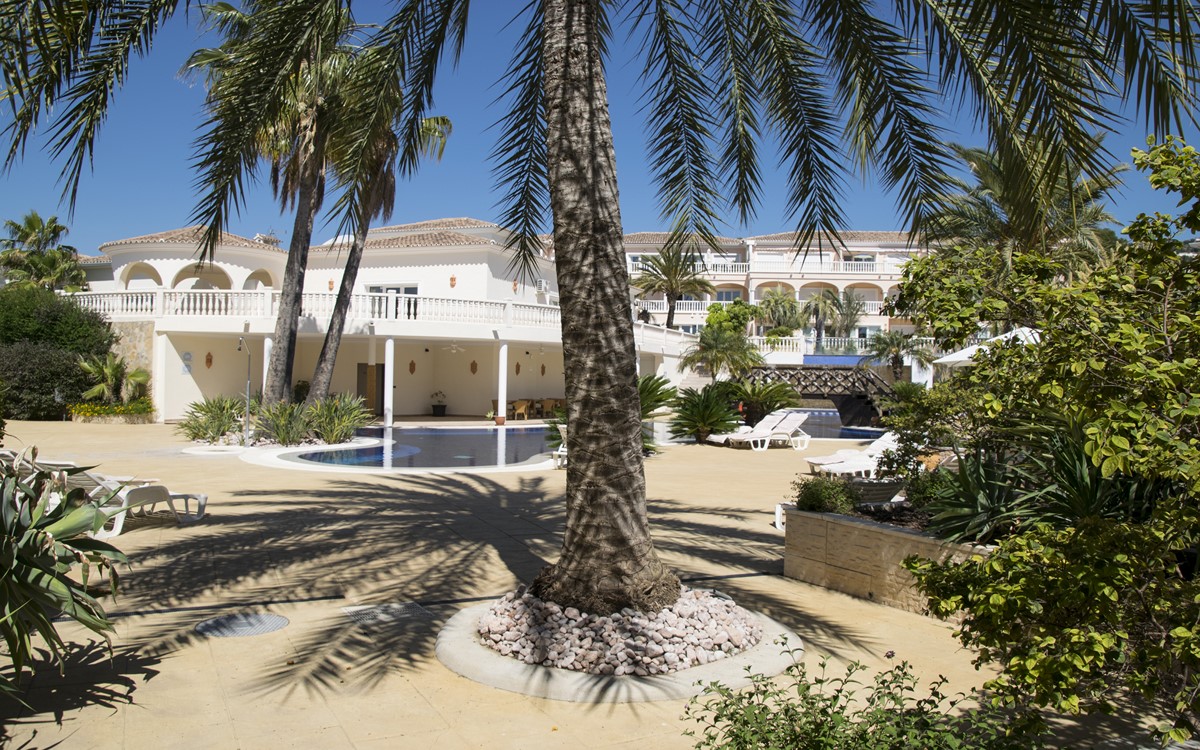 Apartment in Benissanet - view 1
