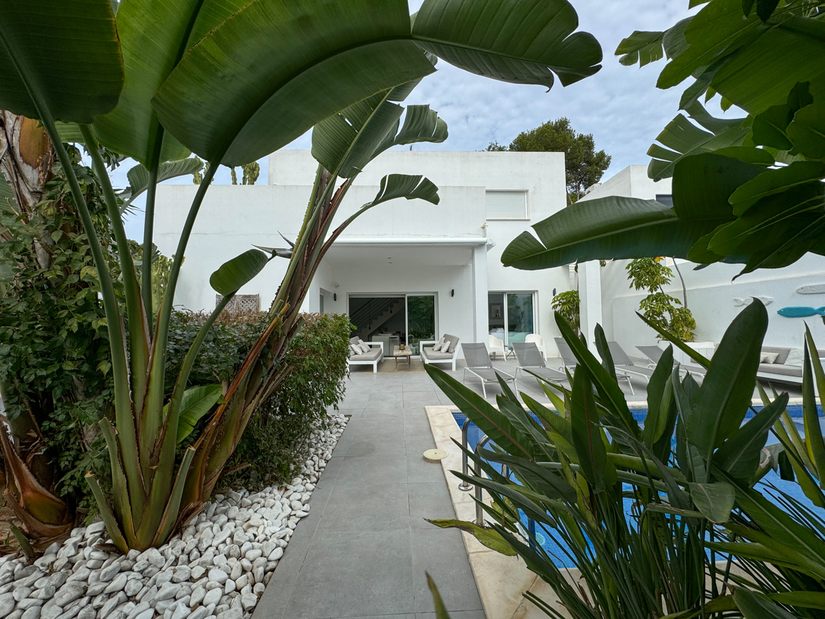 Villa in Moraira - view 1