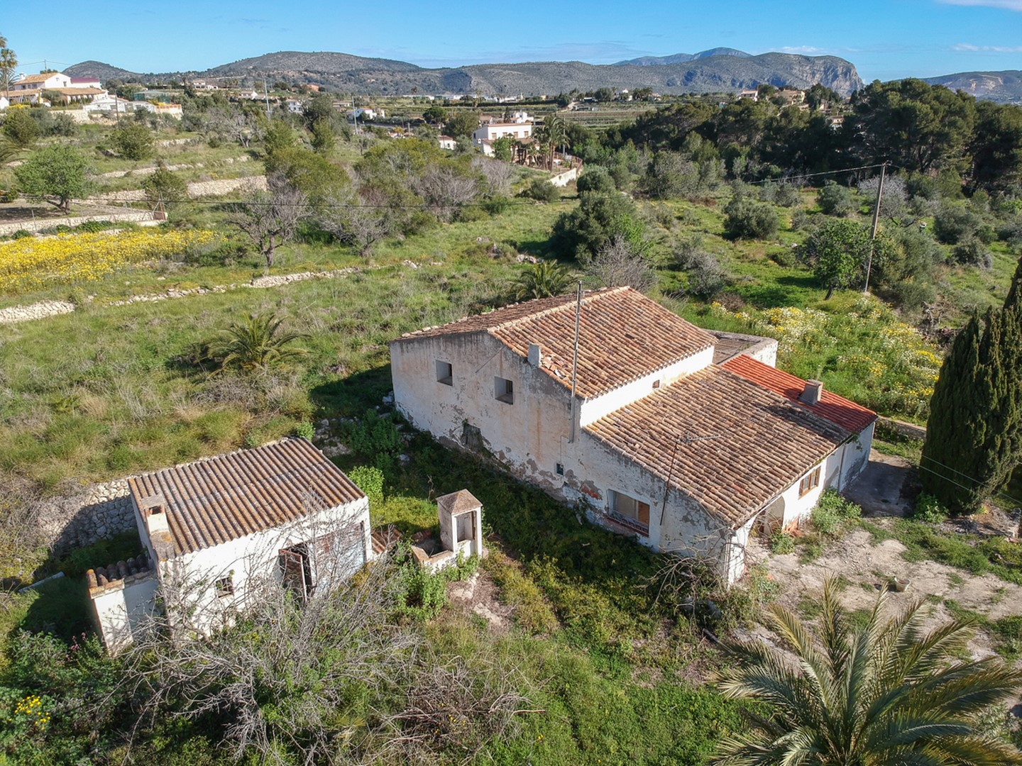 Villa in Benissanet - view 1