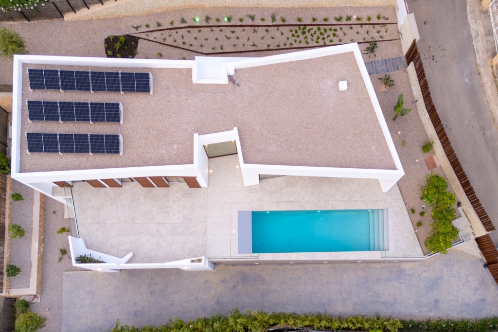 Villa in La Fustera - view 1