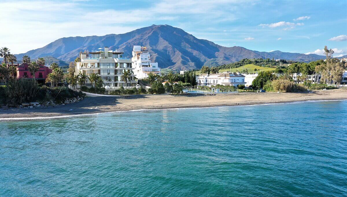 Apartment in Estepona - view 1
