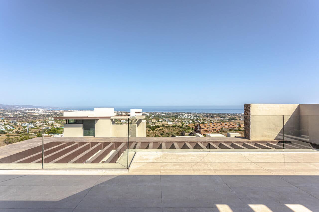 Villa in Malaga - view 1