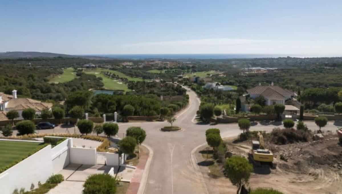 Land in Sotogrande - view 1