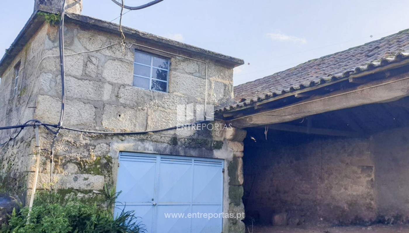 House in Viana do Castelo - view 1