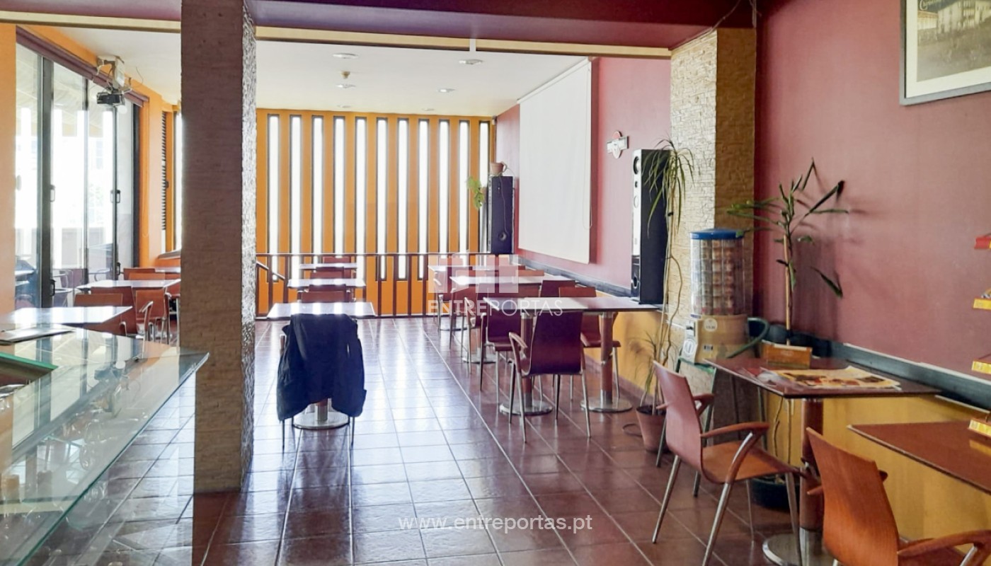 House in Viana do Castelo - view 1