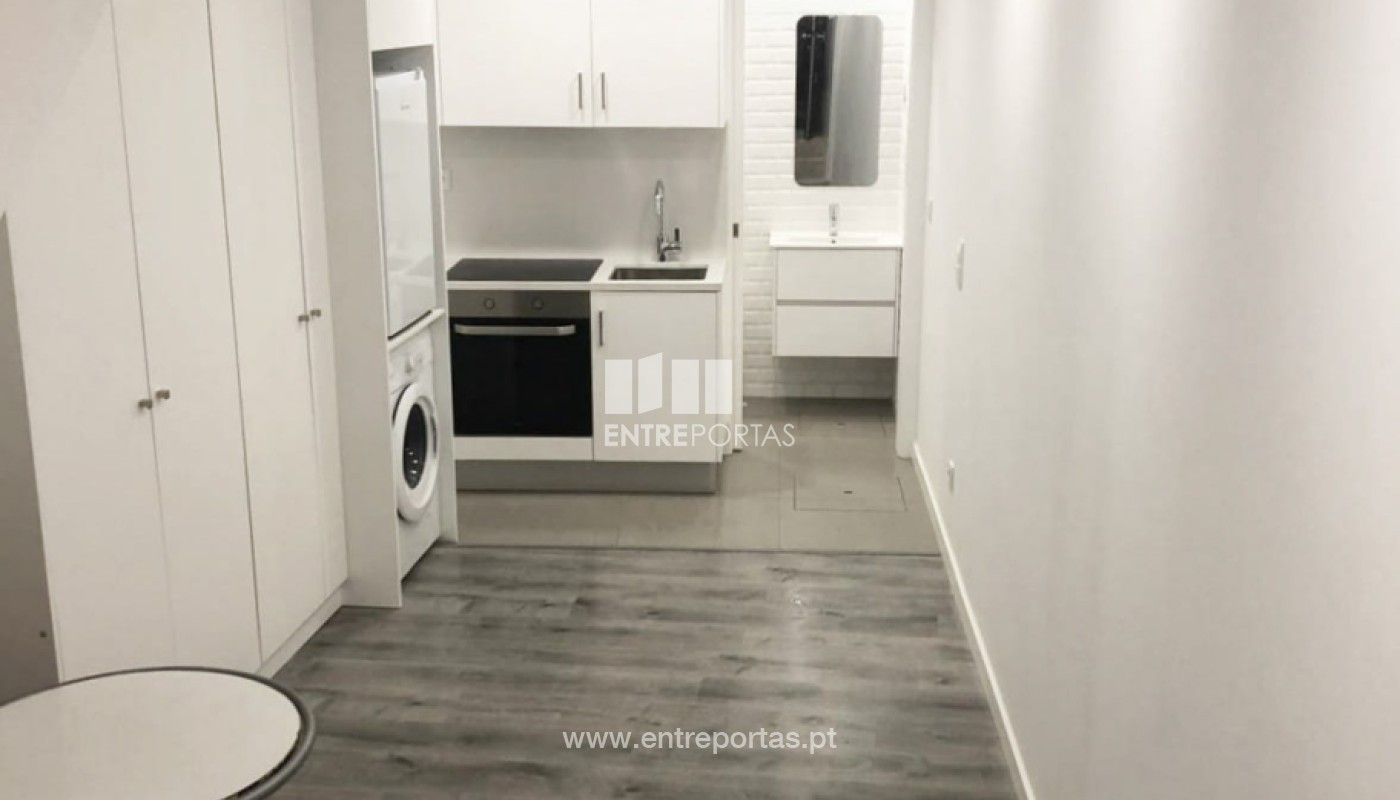 House in Viana do Castelo - view 1