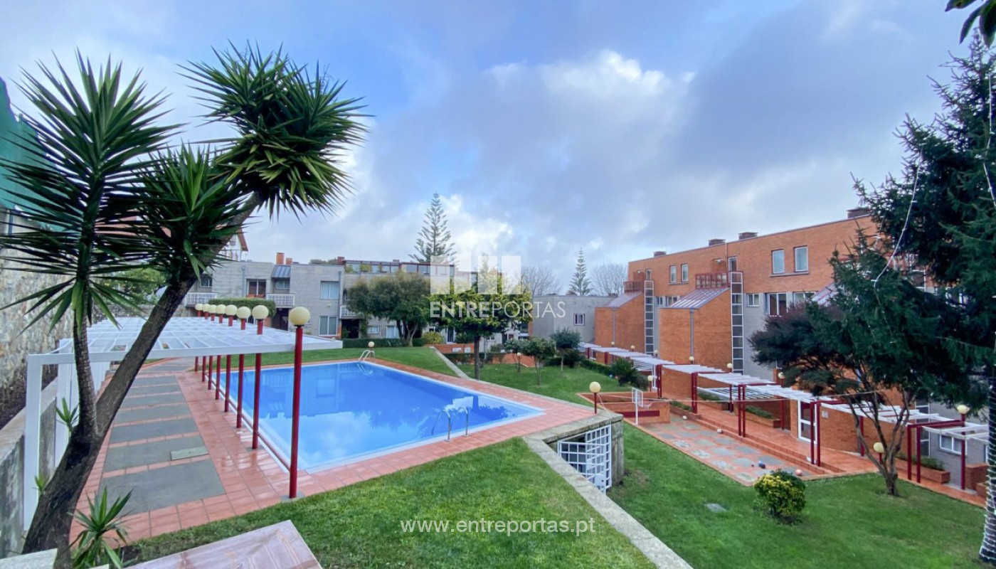 House in Viana do Castelo - view 1