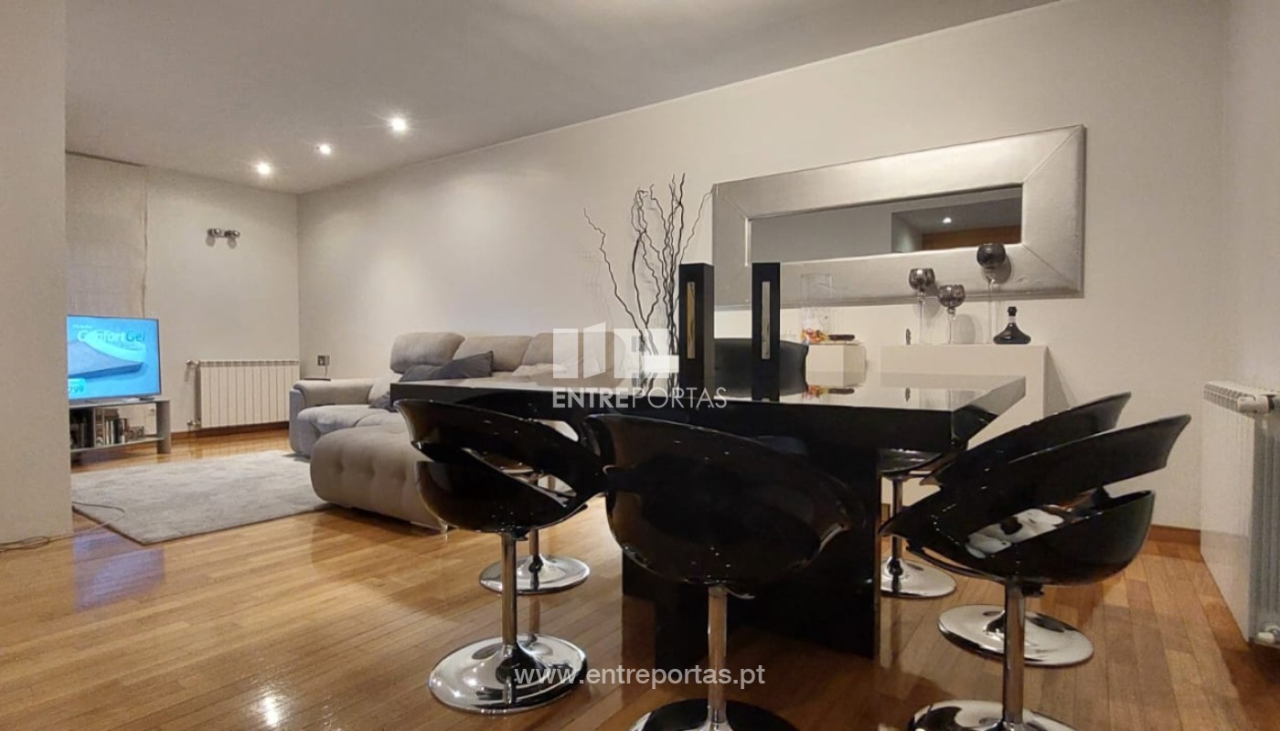 House in Viana do Castelo - view 1