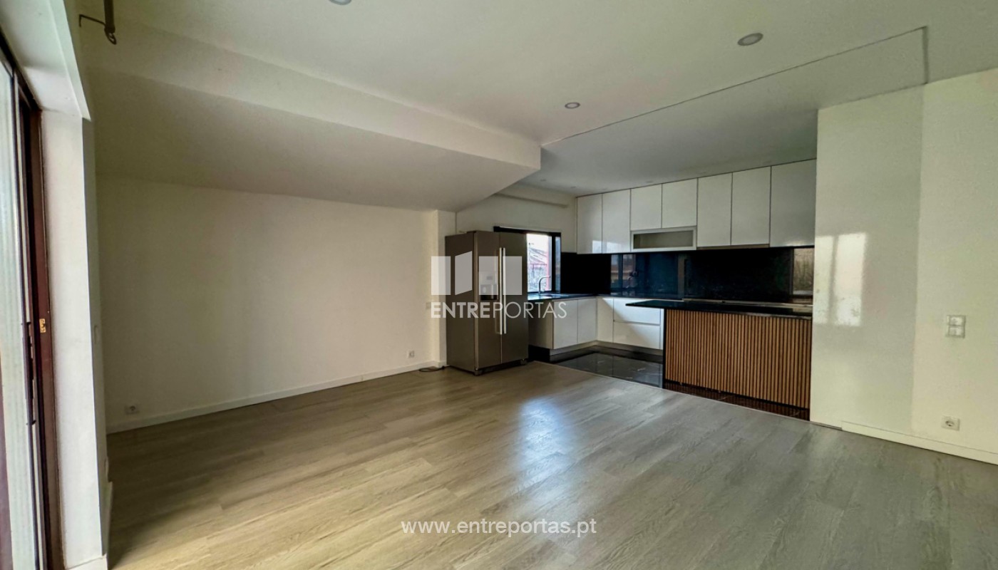 House in Viana do Castelo - view 1