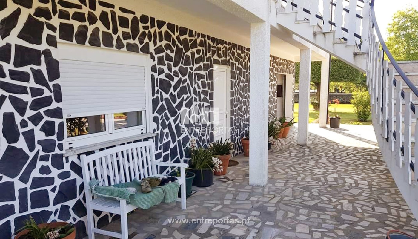 House in Fragoso - view 1